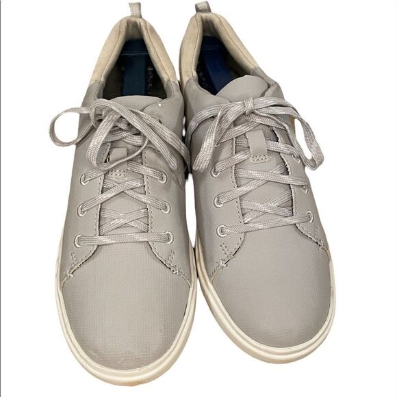 Cloudsteppers by Clarks ~ Lt grey with ivory accents ~ size 7 - Picture 2 of 14
